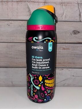 Owala Sugar Skull Glow in the Dark Color Drop 32 oz Freesip - Brand New! 💀